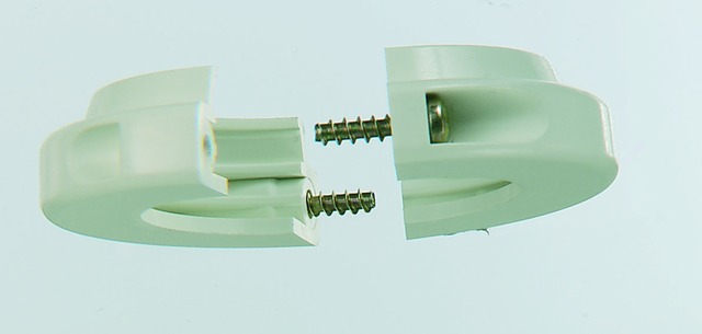 Resideo Diebstahlsicherungsring, weiß RAL 9016, für Thera-2, Thera-2-DA, Thera-3, Thera-3-DA, Thera-4, Thera-6 # TA6900A001