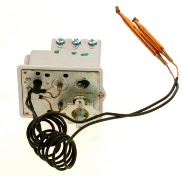 Bosch / Buderus Thermostat THKW 60 7747105989