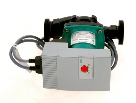 Bosch / Buderus Hocheffizient Pumpe Wilo Stratos DN32 87185837670