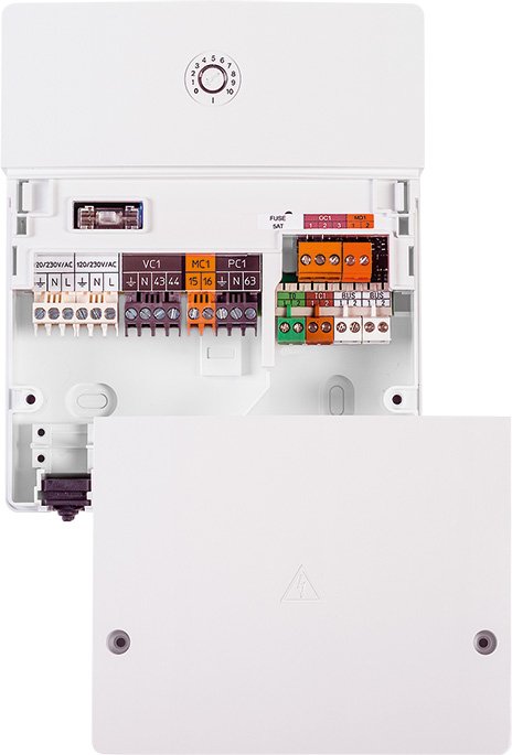 Bosch Reglermodul MP 100 151x184x61, nur für Wärmepumpen, für Schwimmbad 7738110128